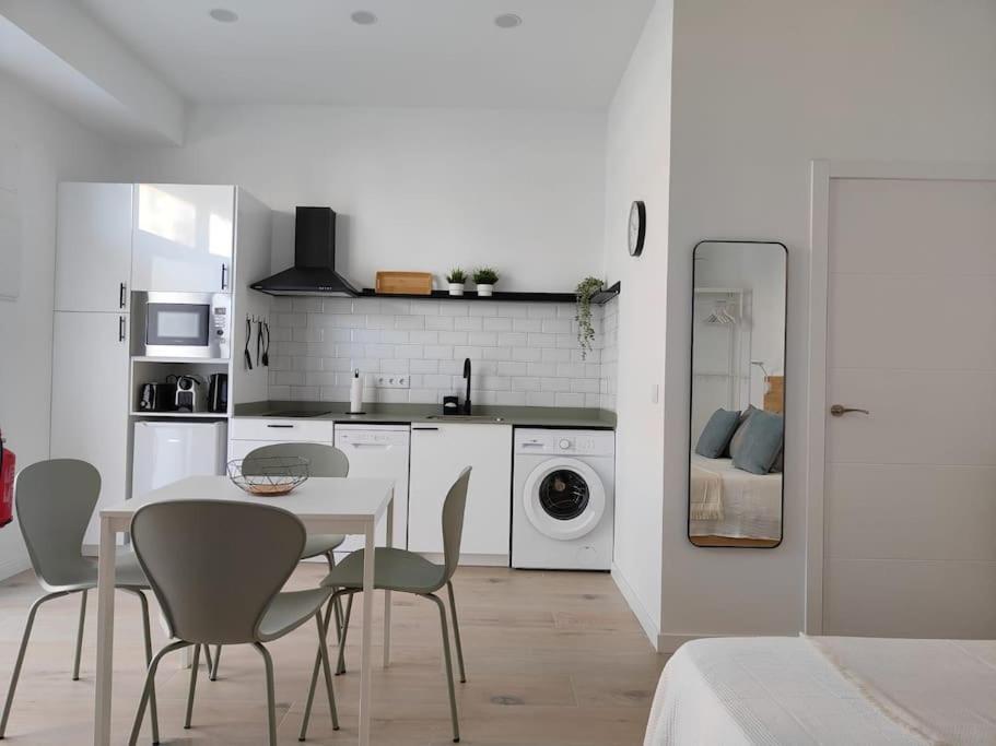 Loft Nuevo Cerca De Ruzafa Apartment Valencia Bagian luar foto